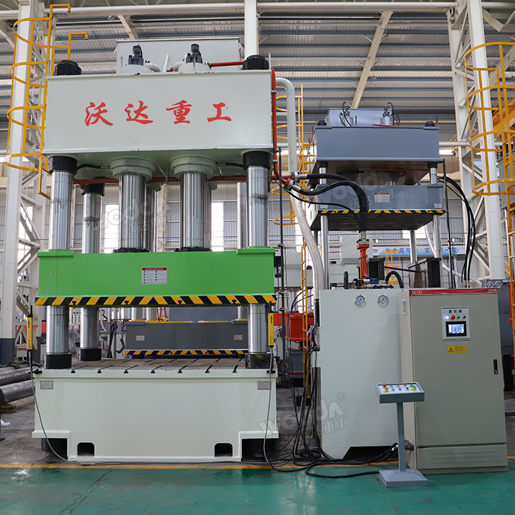 1000噸塑料托盤成型油壓機.jpg
